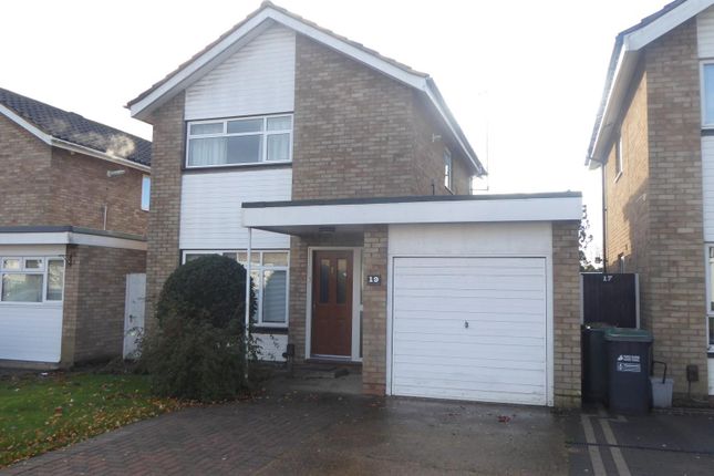 Detached house to rent in Leigh Rodd, Carpenders Park, Watford