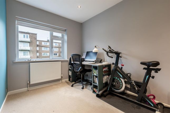 Flat for sale in Dyke Road Avenue, Hove