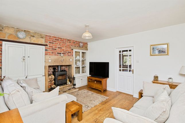2, Chapel Yard, Main Road, Alfreton photo 2