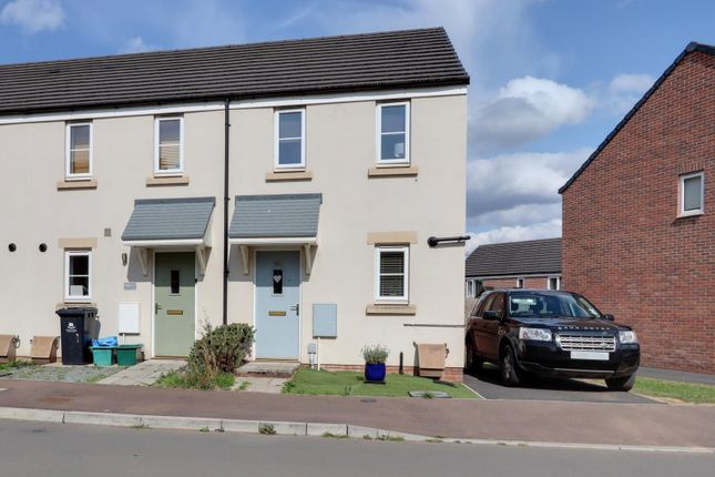 End terrace house to rent in Meek Road, Newent