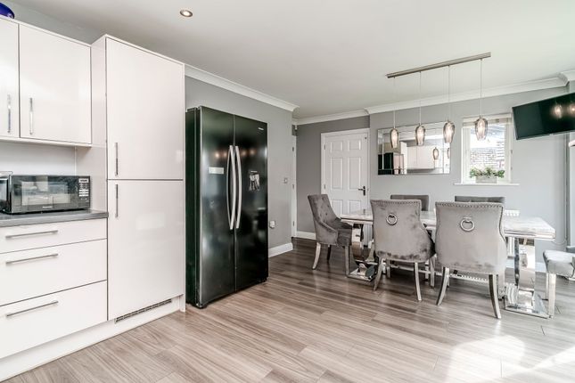 2 De Trafford Place, Leyland photo 5