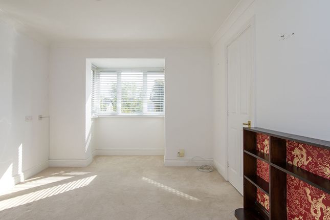 18 Westwood Court, Stanwell Road, Penarth photo 4