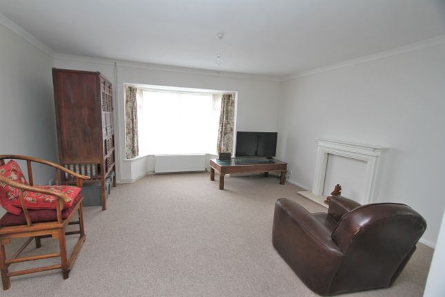 116, Willingdon Park Drive, Eastbourne photo 4