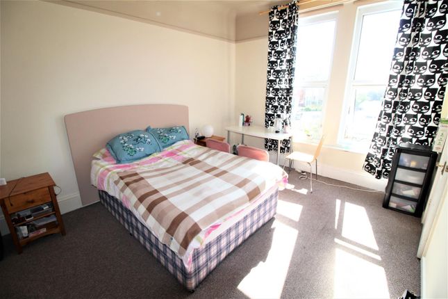 Flat 3, 97, Waverley Road, Southsea photo 2