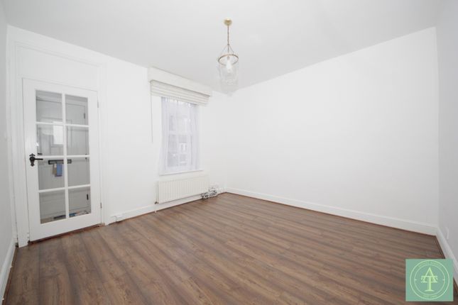 28 Sterling Road, Enfield photo 2