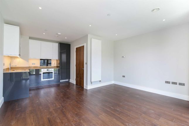 Thumbnail Flat to rent in Merrick Road, Southall