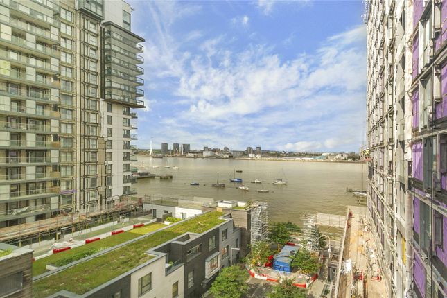 Flat to rent in Bessemer Place, Canary Wharf