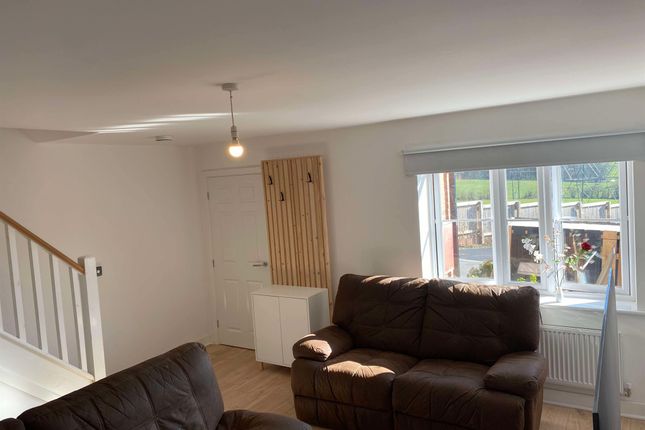 17, Coal Crescent, Rotherham photo 4