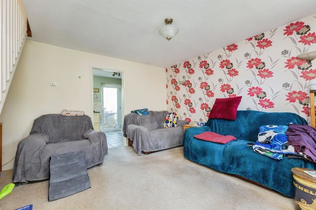 Langstone Close, Newton Abbot photo 3