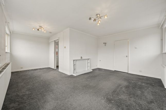 18, Sutton Avenue, Warrington photo 2