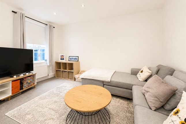5, Cheswick Close, Sale photo 4