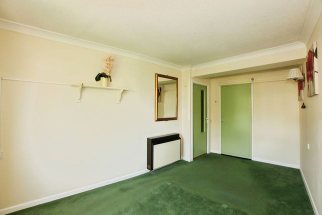 48, Stratheden Court, Torquay photo 4