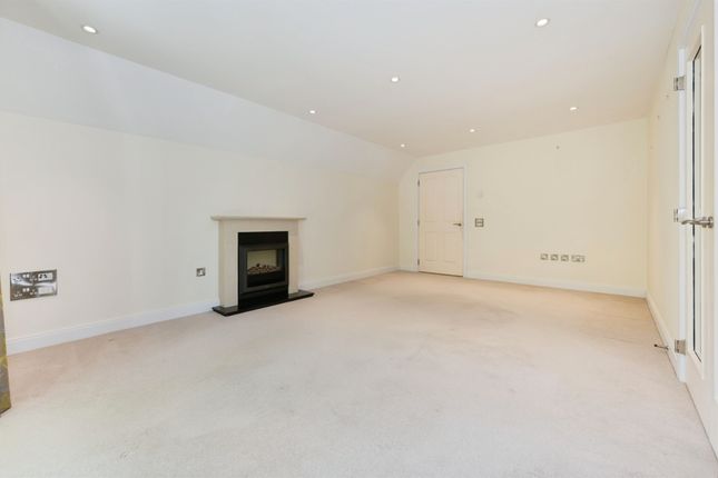 12, Gilman Court, Eastleigh photo 4