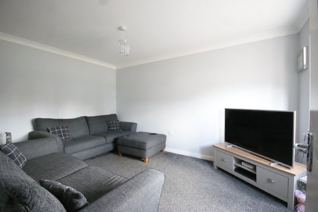 4, Honeysuckle Road, Lincoln photo 2