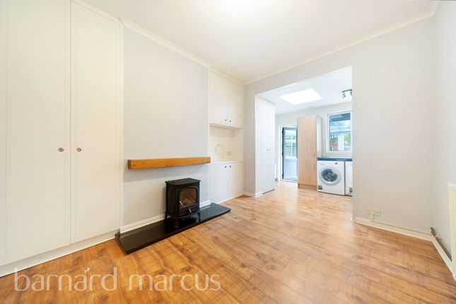 144, London Road, WALLINGTON photo 2