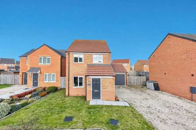 3-bed detached on Warren Close, Morpeth, £195,000