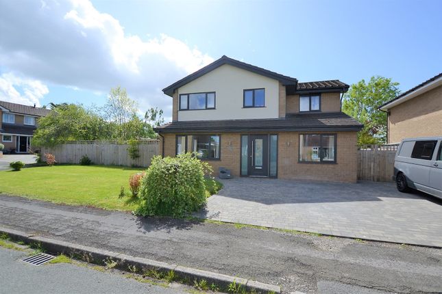 Thumbnail Detached house for sale in Mardale Court, Holmes Chapel, Crewe