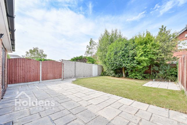 7 Ribblesdale Drive, Preston photo 4
