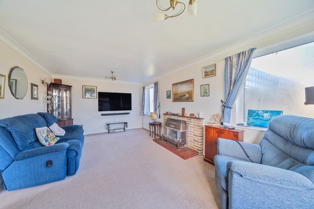 16, Honorwood Close, Great Missenden photo 3