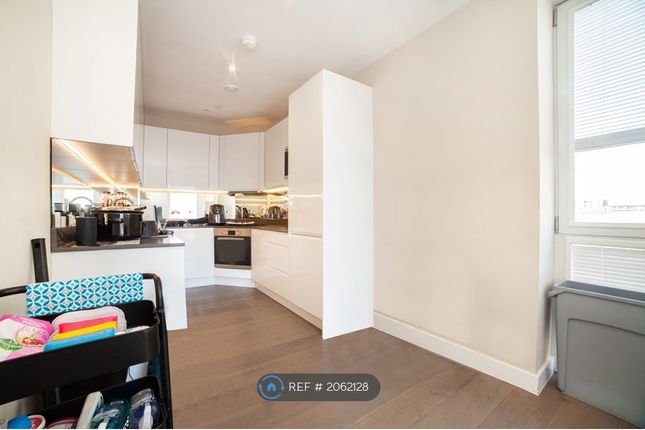 Thumbnail Flat to rent in Broadway House, Bromley
