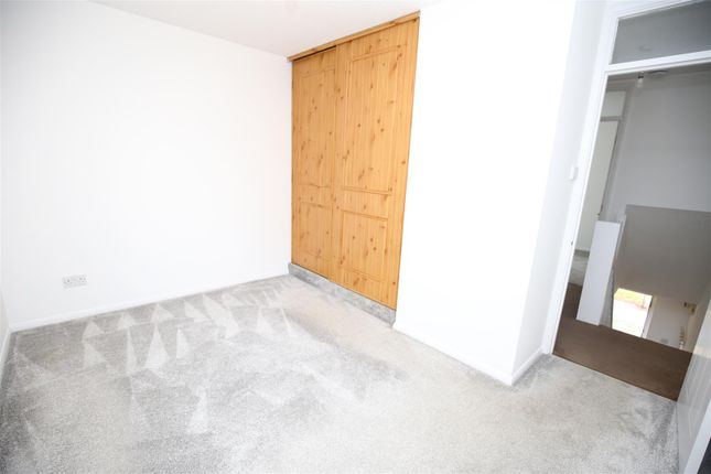20, Magnolia Court, Tiverton photo 4