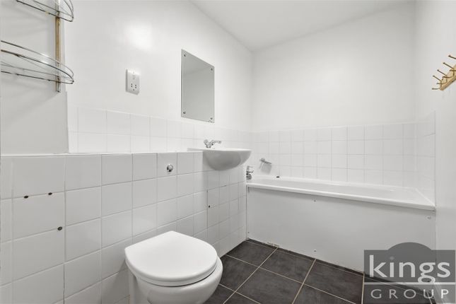 40, Bren Court, Enfield photo 4