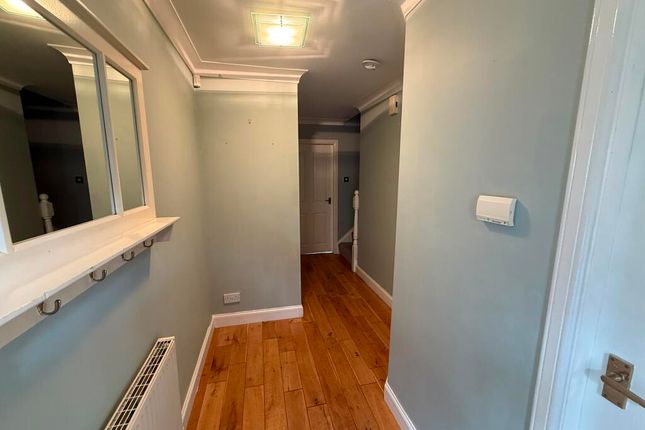 13 Mount House , Dundonald Road, Kilmarnock photo 3