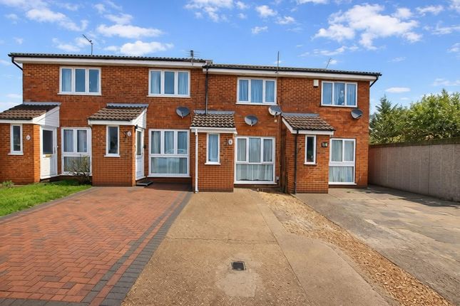 15, Meryfield Close, Borehamwood photo 2