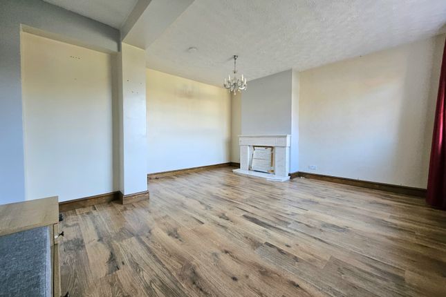 32 Ereswell Road, Luton photo 4