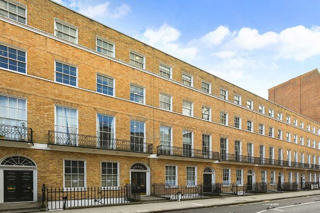Flat to rent in Tavistock Place, London