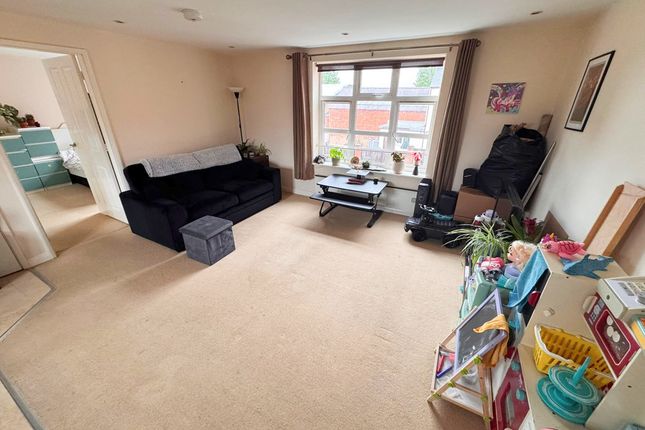 Lynton Court, Barwell photo 3