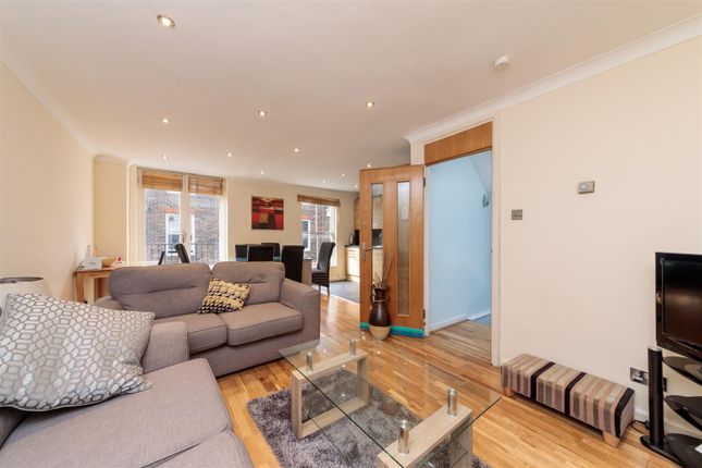 Property for sale in Elgin Mews North, Maida Vale, London