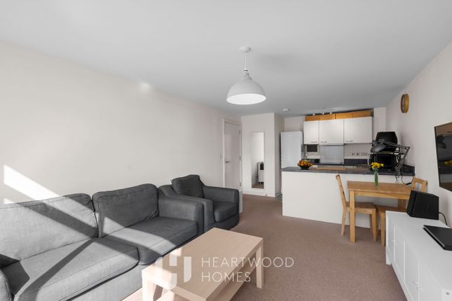 5 Whitley Court, Hatfield Road, St. Albans photo 3