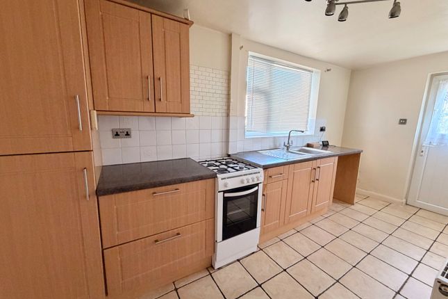48, Frank Road, South Yorkshire photo 2