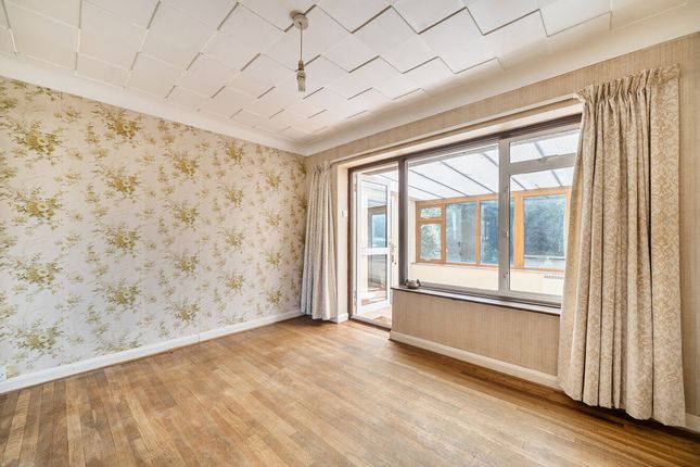 3, Chertsey Close, Kenley photo 4
