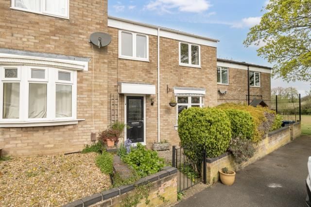 2-bed house on 7, Bushey Leys Close, Oxford, £350,000
