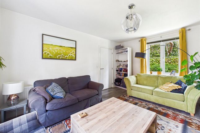 Nightingale Way, Woodbridge photo 3