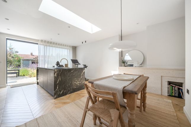 32, Aviemore Way, Kent photo 2