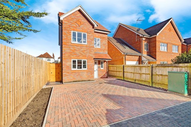 Thumbnail Detached house for sale in Damson Close, Watford