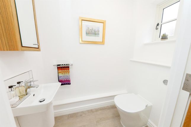 2, Senna Drive, Church Lane, Norwich photo 4