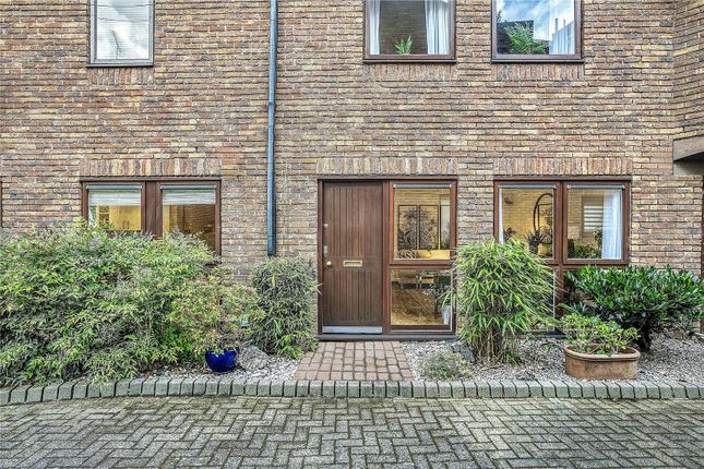 Belsize Mews, Belsize Village photo 3