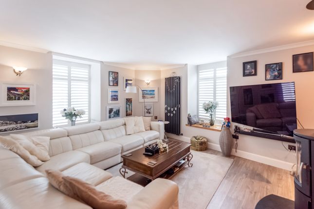 4 , Millar Steet, Crieff photo 4
