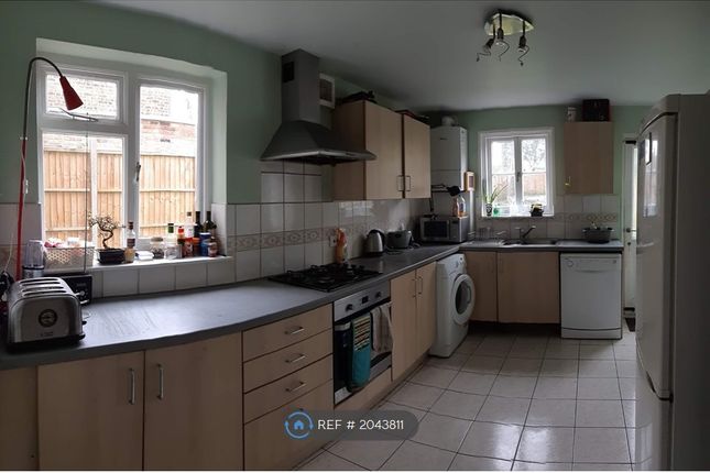Semi-detached house to rent in Tankerville Road, Streatham