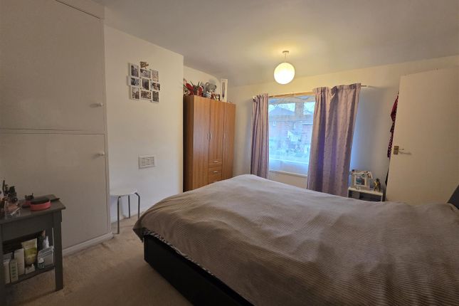 10, Reindeer Street, Mansfield photo 4