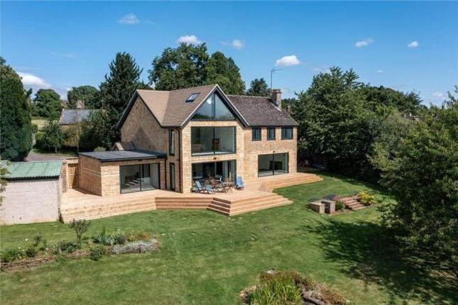 Thumbnail Detached house to rent in Wigginton, Oxfordshire
