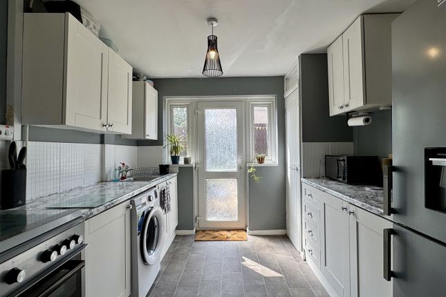 54, Thornwell Road, Chepstow photo 2