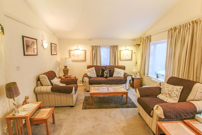 Mobile/park home for sale in Turners Hill Park, Turners Hill, Crawley