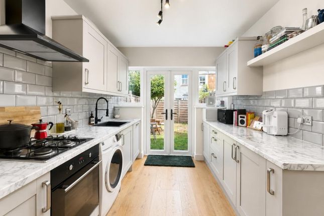 15, Clewer Fields, Windsor photo 4