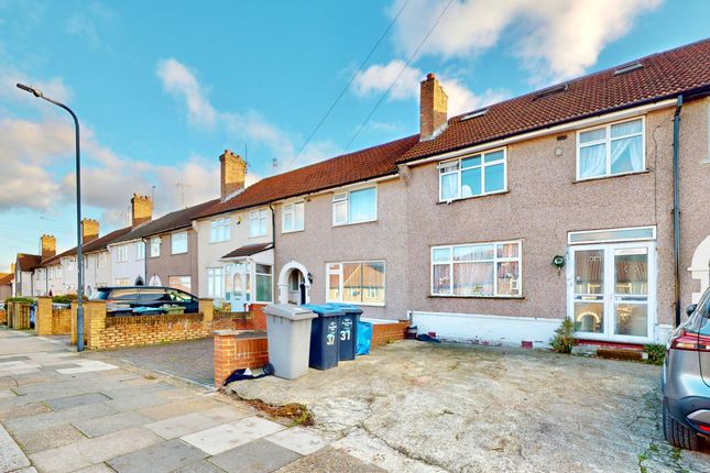 37, Warren Road, London photo 3
