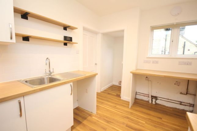 69, Ridge Road, Letchworth Garden City photo 3